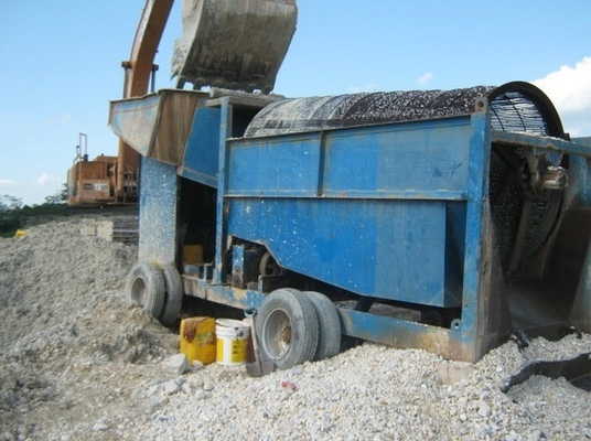 Beförderbare Goldwaschanlage für die Trennung von Felsgestein und Flusssand aus Bergbau