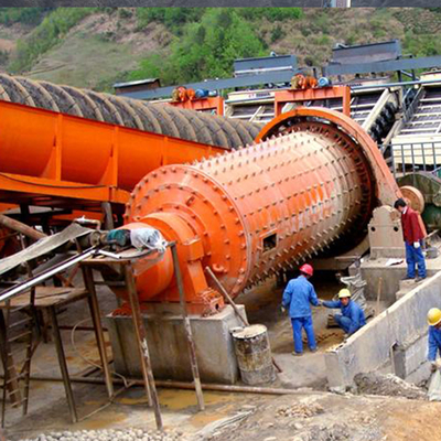 Zimbabwe Industrial 5 Tonnen Kugelmühle mit horizontaler Drehkonstruktion und Schleifleistung