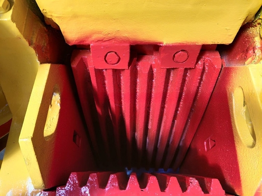 Golderz Stein Kiefer Mühle Brecher Maschine für den Goldbergbau aus 380v Produktionsanlage