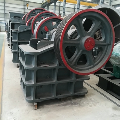 30kw PE400x600 mobile kleine Golderz Stein Kiefer Brecher mit 1400x1740x1663mm Abmessungen