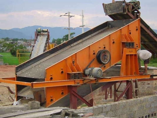 Ausrüstung für die Steinkohlevorbereitung Steinvibrationsschirm zur Zufuhr Größe kleiner als 300 mm