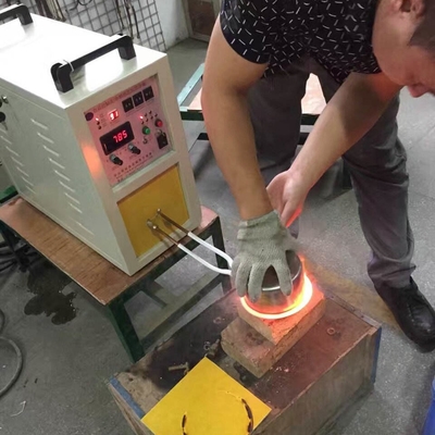 Metall-Aluminium-Schmelz-Induktionsofen 10-200kg mit einfacher Bedienung und 3000 Grad