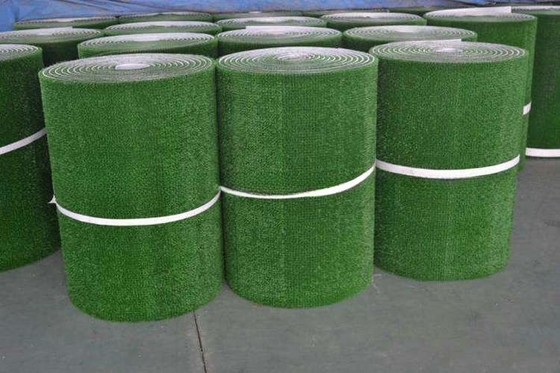 Grüner Kunststoff-Gras-Goldbergbau-Teppich mit hoher Rückgewinnungsrate und Installationsanleitung